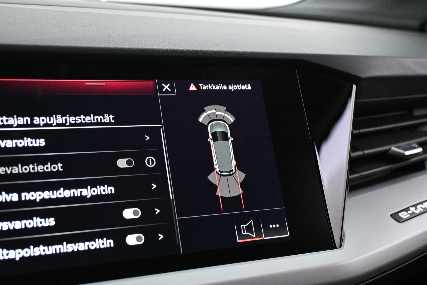 AUDI Q4 e-tron 2023