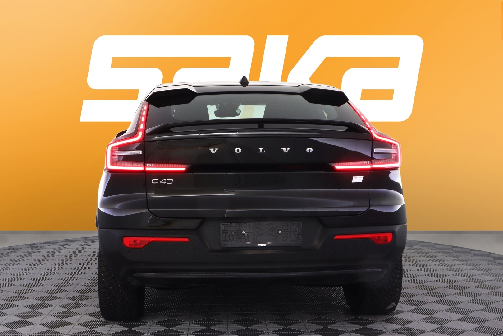 VOLVO C40 2023
