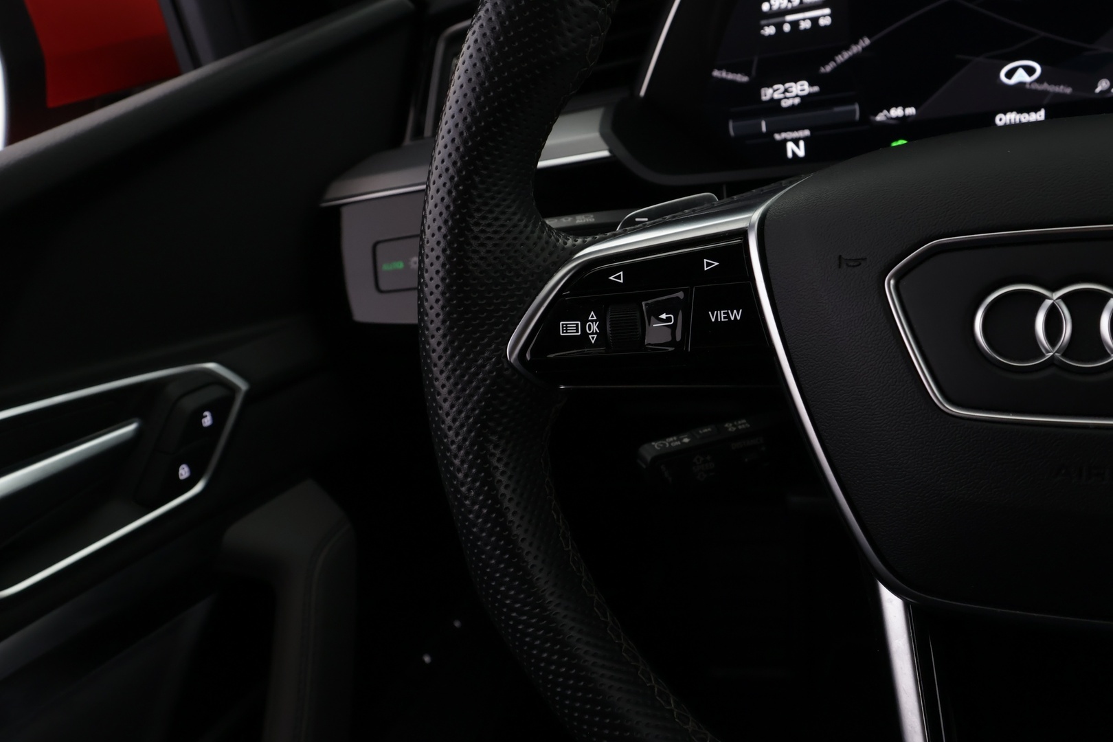 AUDI e-tron 2022