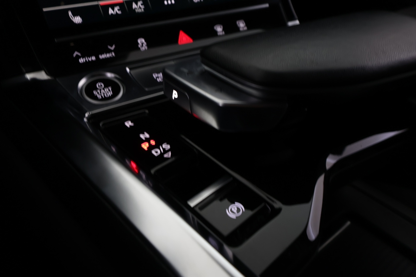 AUDI e-tron 2022