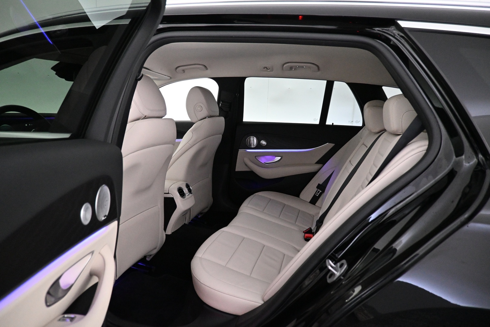 MERCEDES-BENZ E 2021