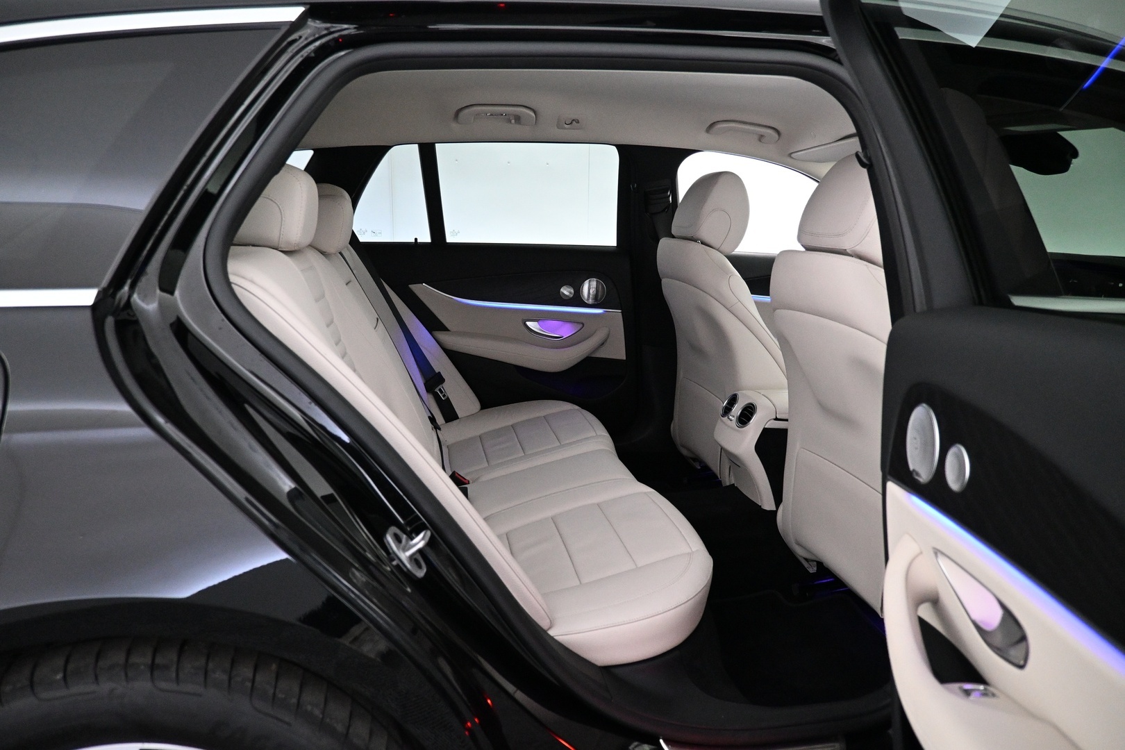 MERCEDES-BENZ E 2021