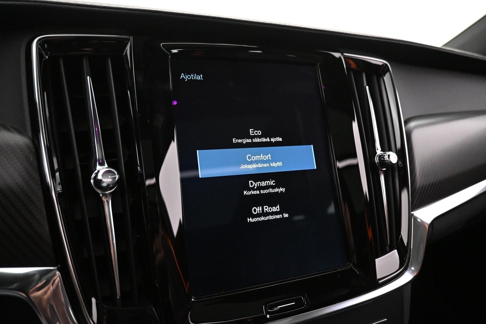 VOLVO V90 Cross Country 2019