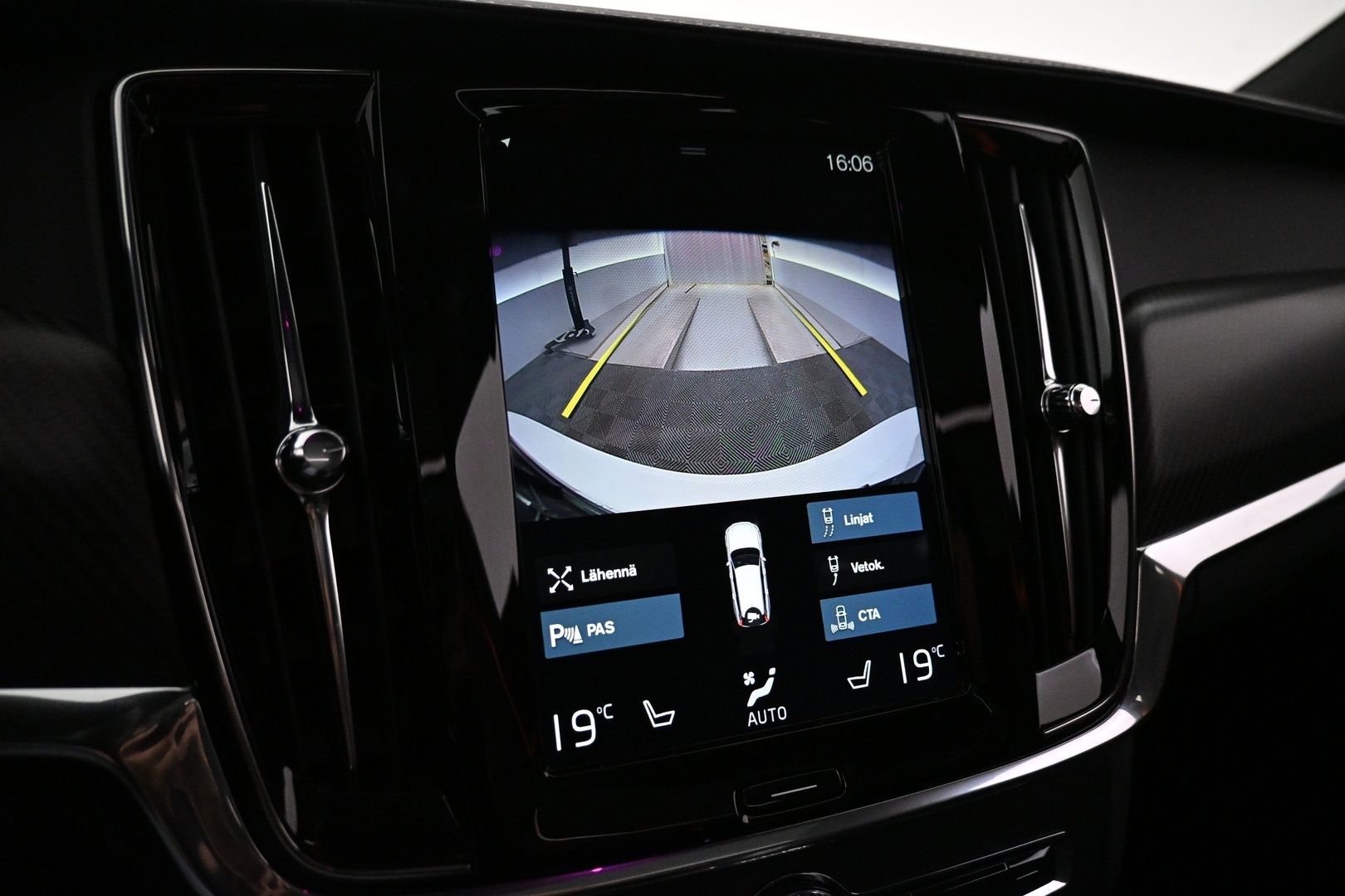 VOLVO V90 Cross Country 2019