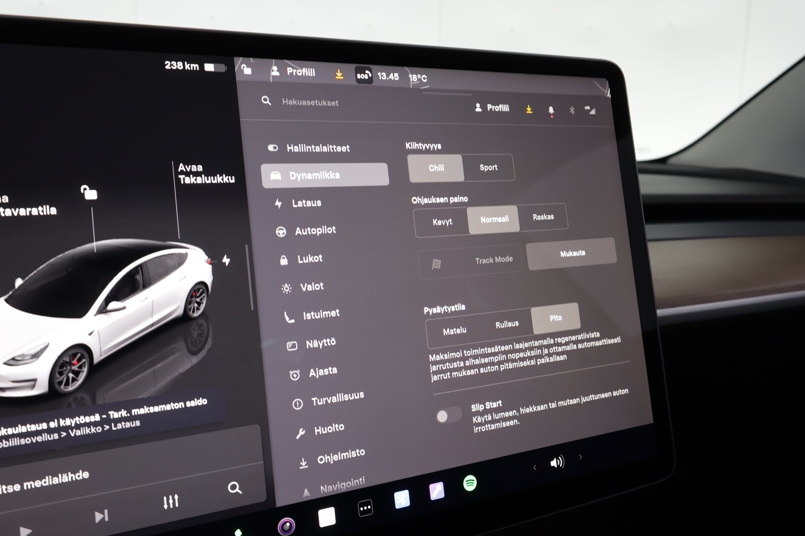 TESLA Model 3 2023