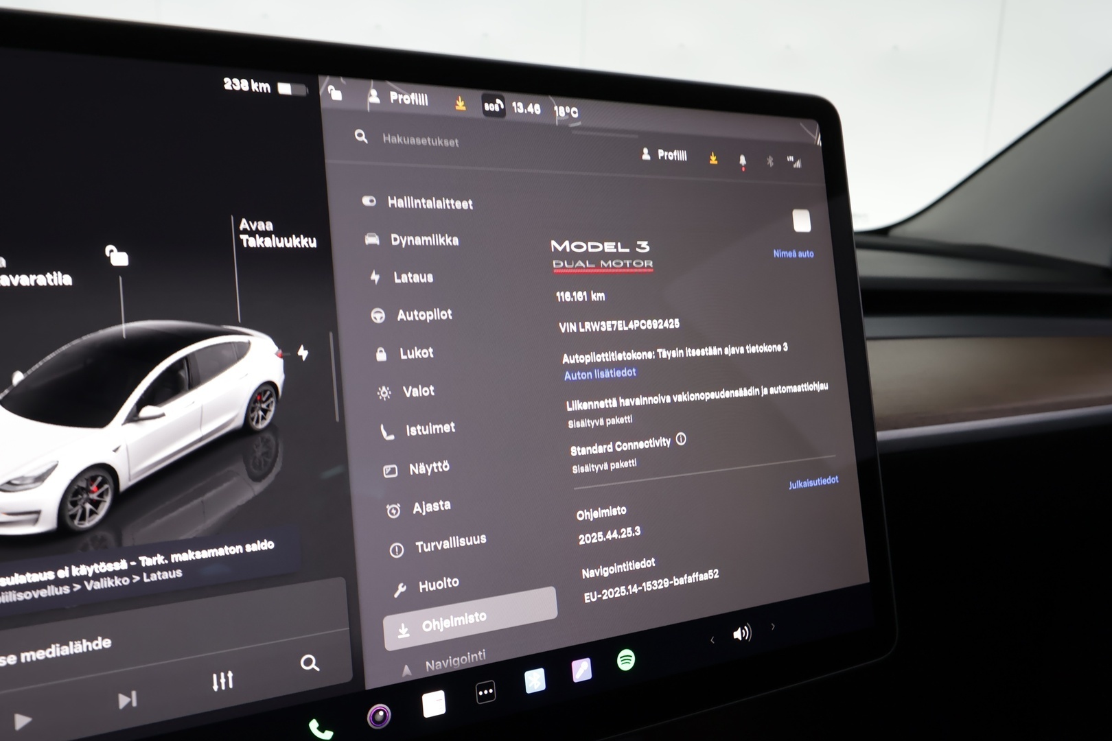 TESLA Model 3 2023