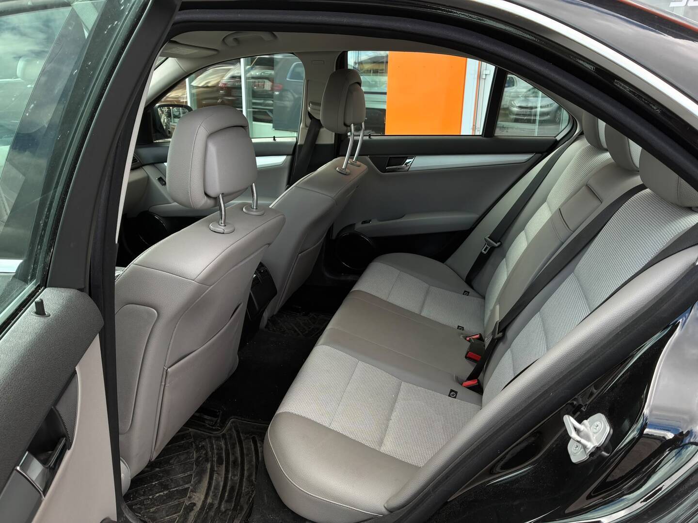 MERCEDES-BENZ C 2008