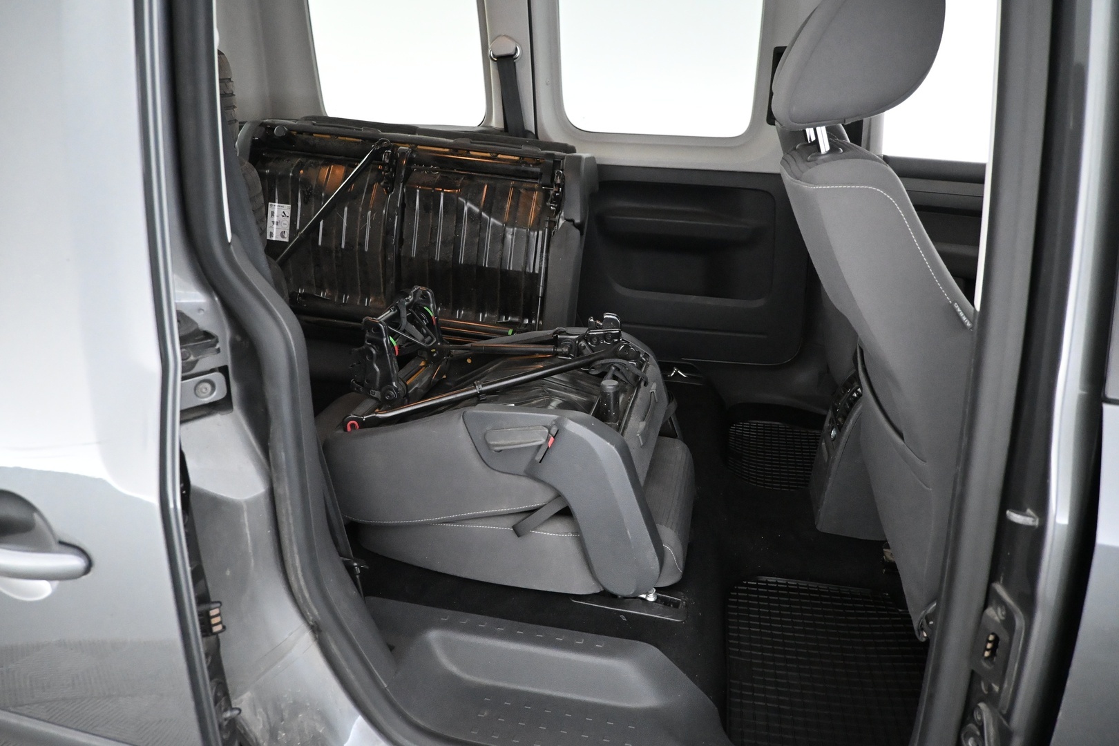 VOLKSWAGEN Caddy 2011