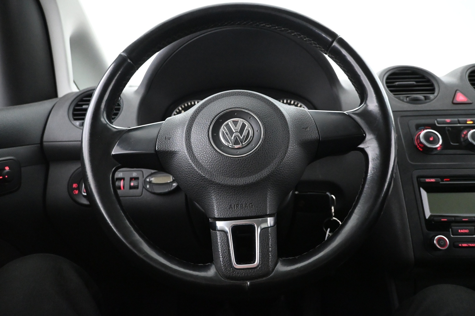 VOLKSWAGEN Caddy 2011