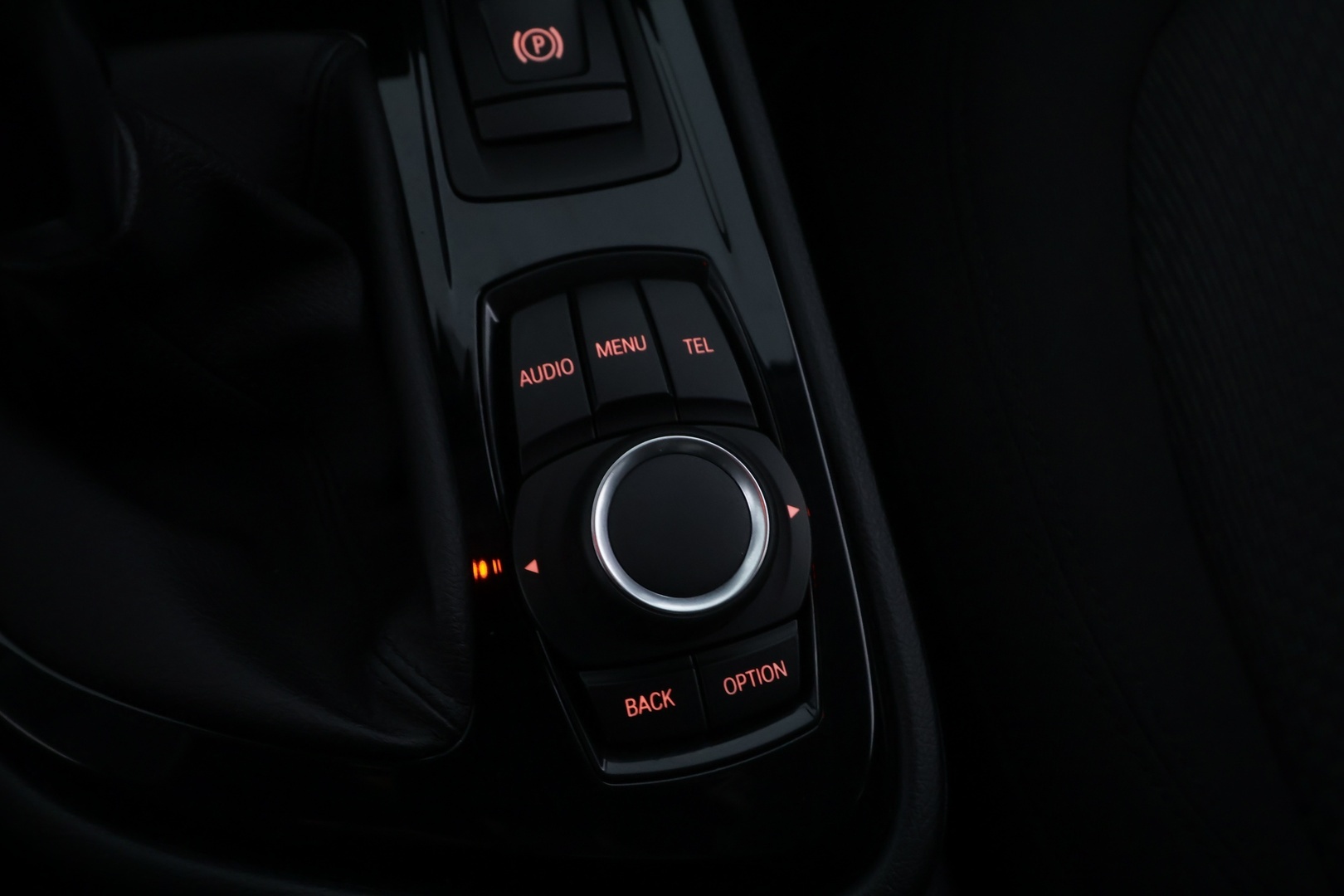 BMW 216 2018