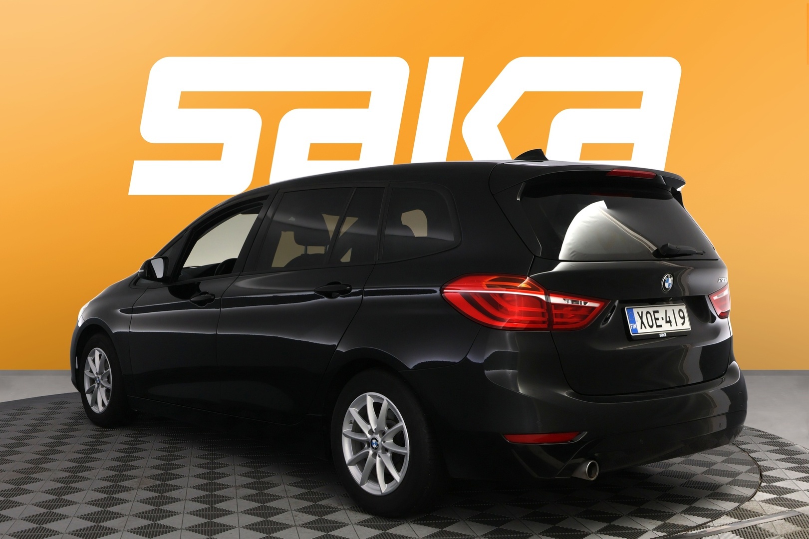 BMW 216 2018