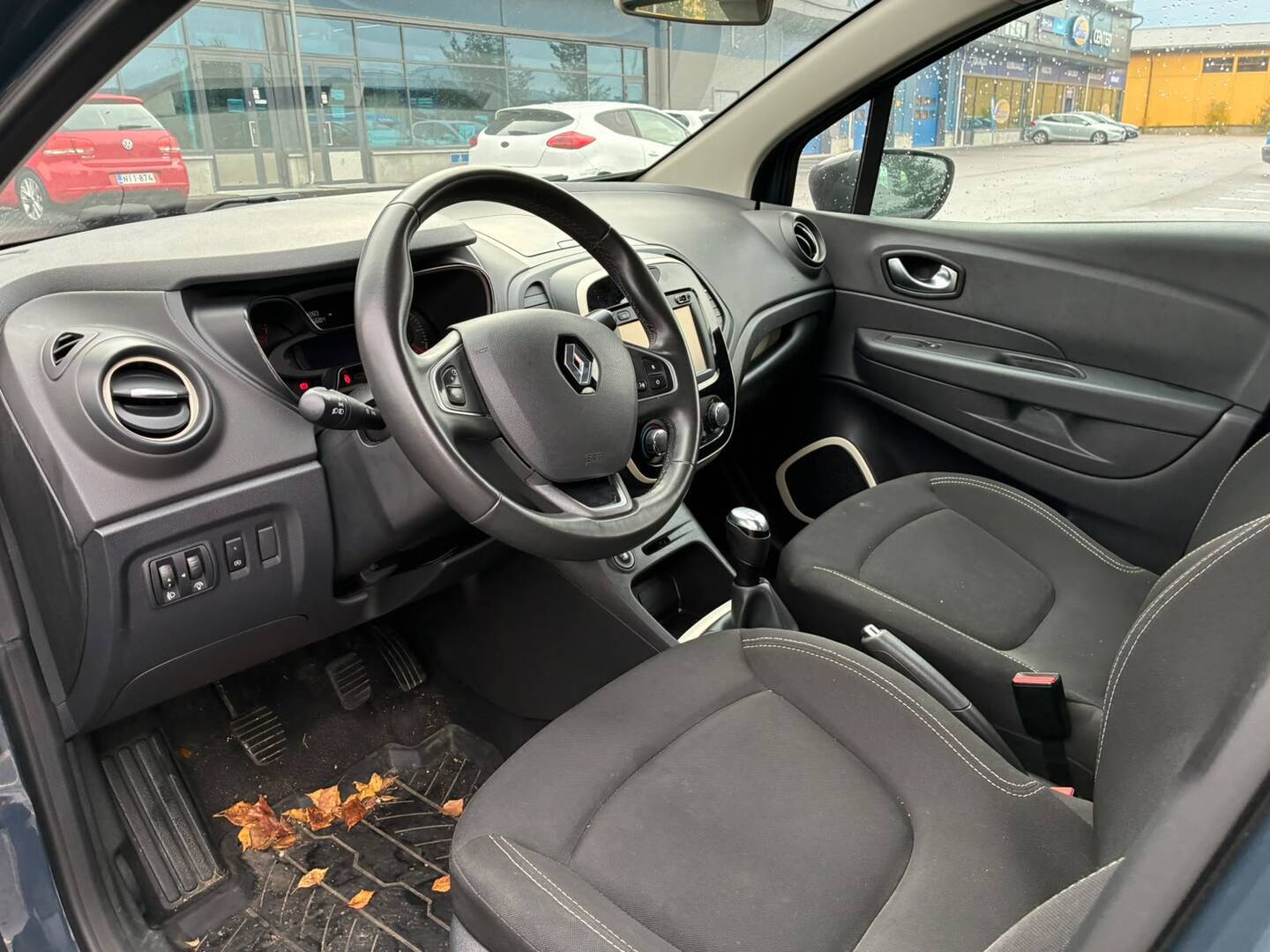 RENAULT Captur 2019