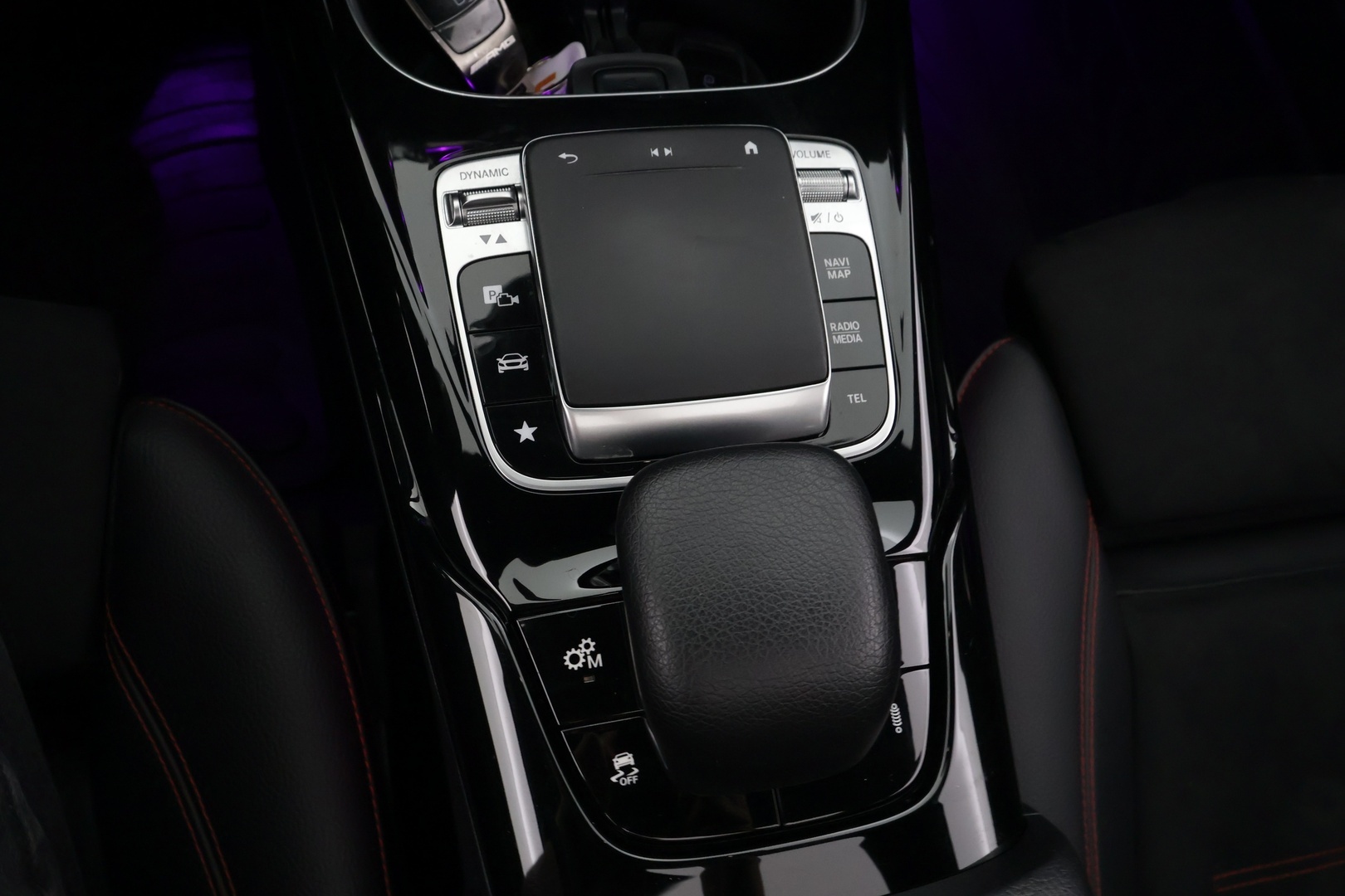 MERCEDES-BENZ A 35 AMG 2019