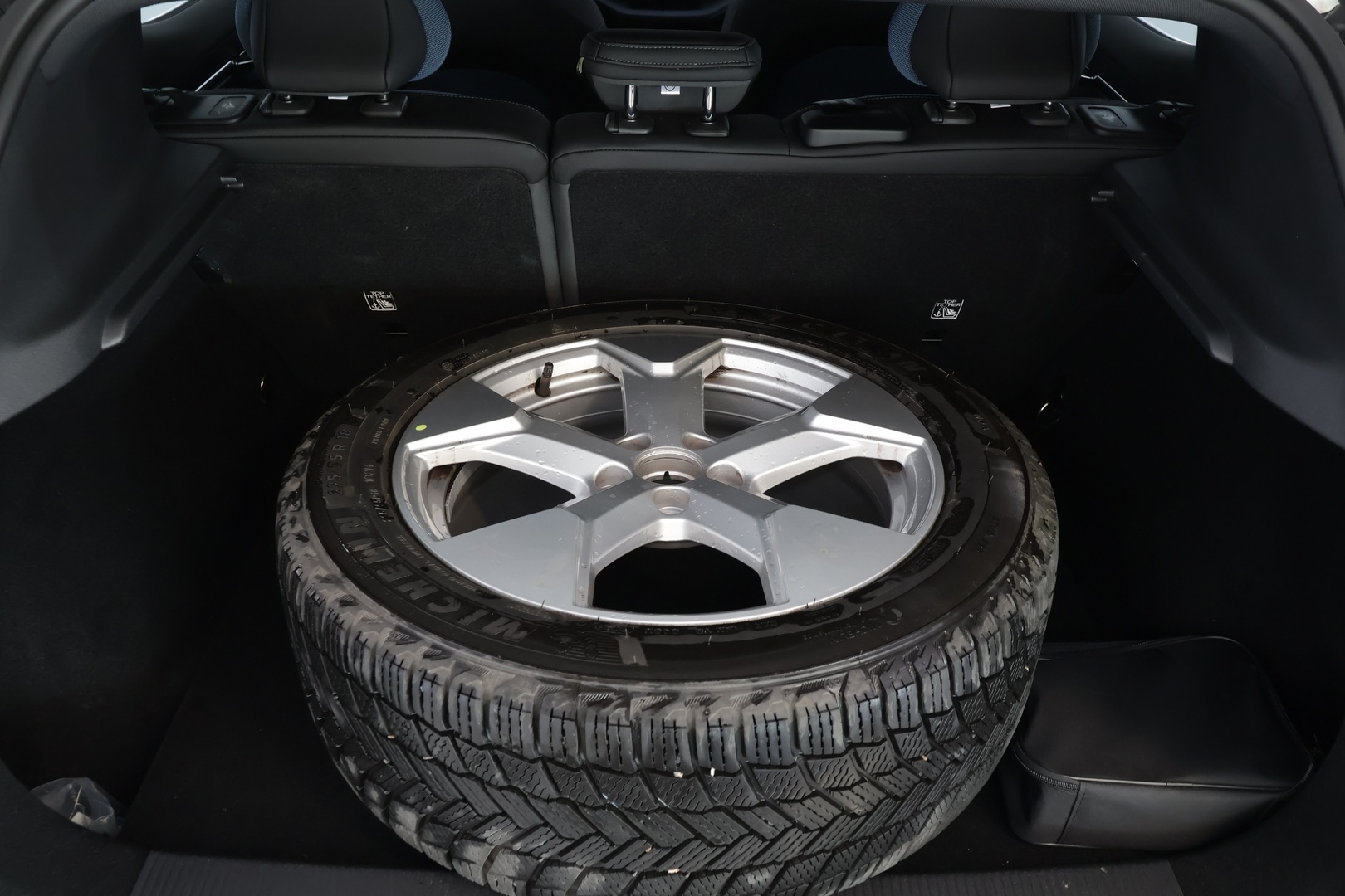 VOLVO EX30 2024