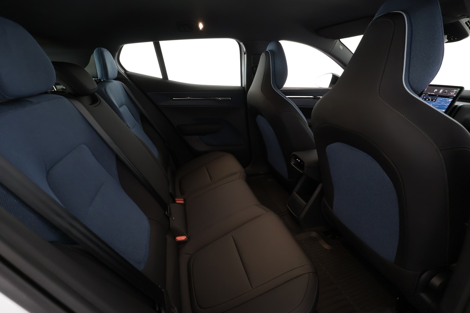 VOLVO EX30 2024