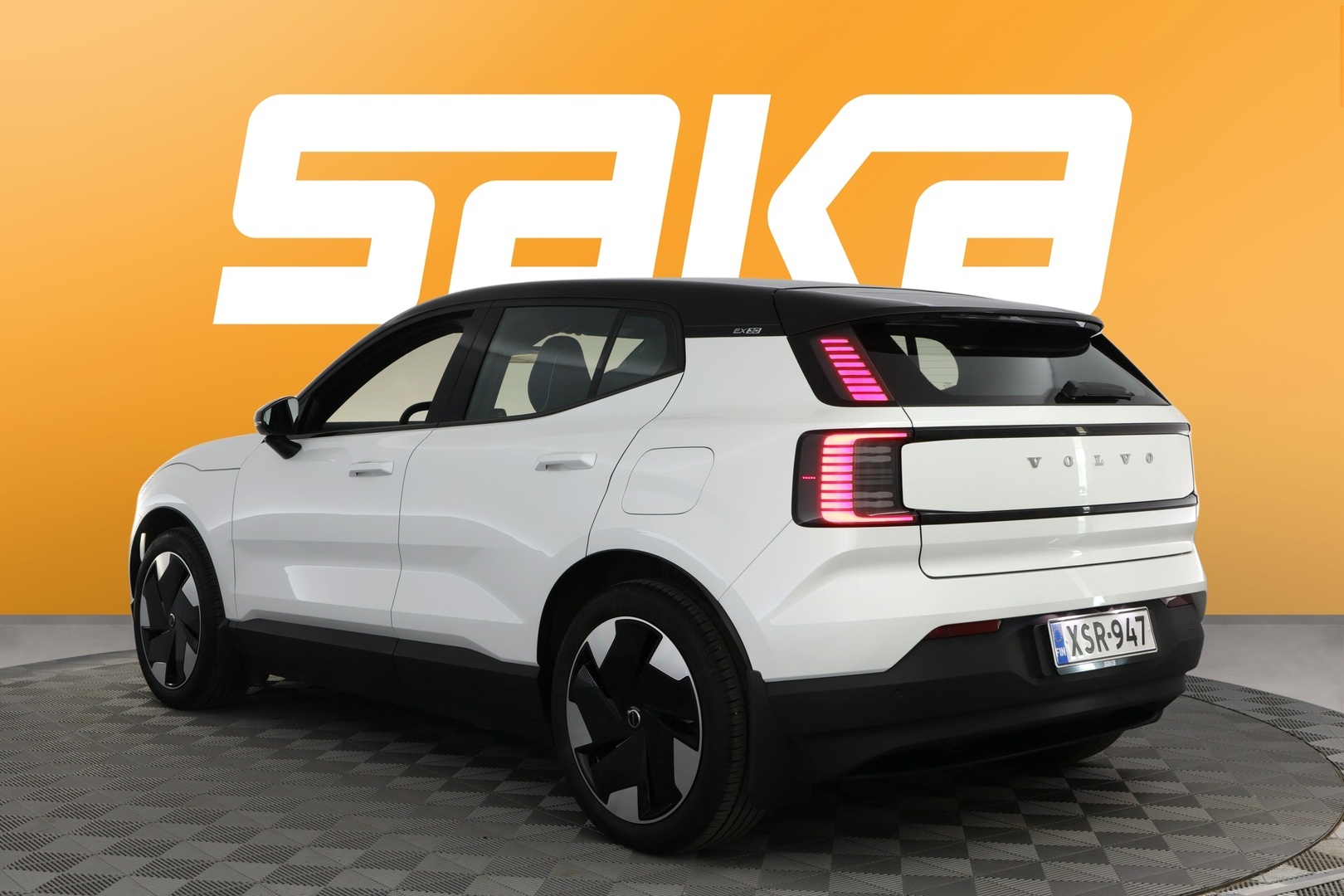 VOLVO EX30 2024