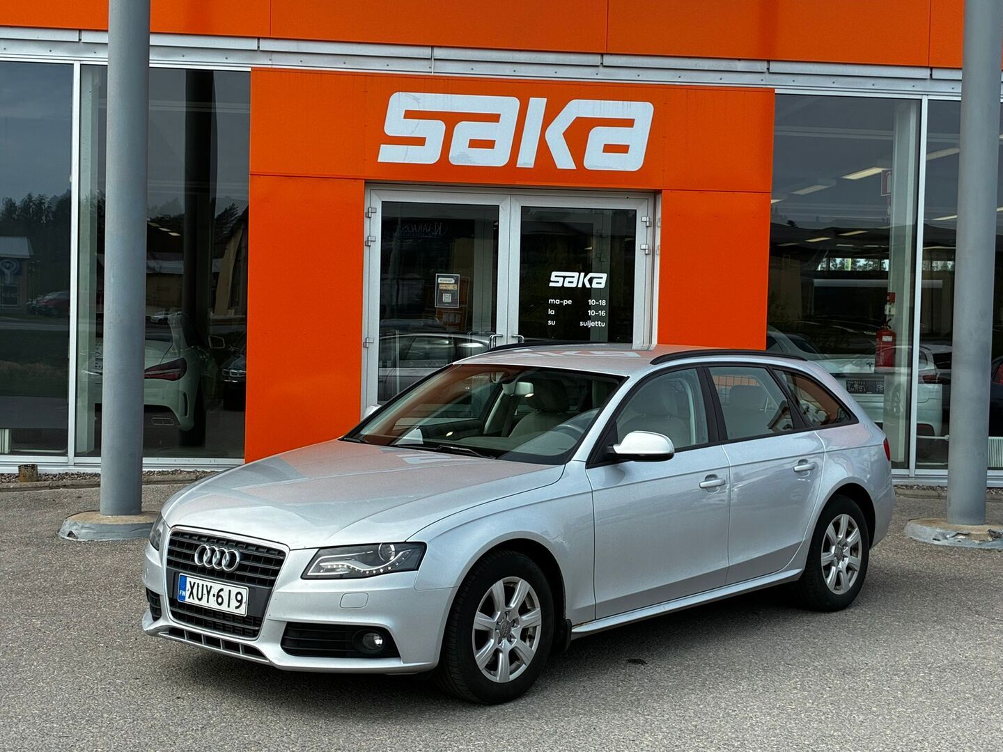 AUDI A4 2011
