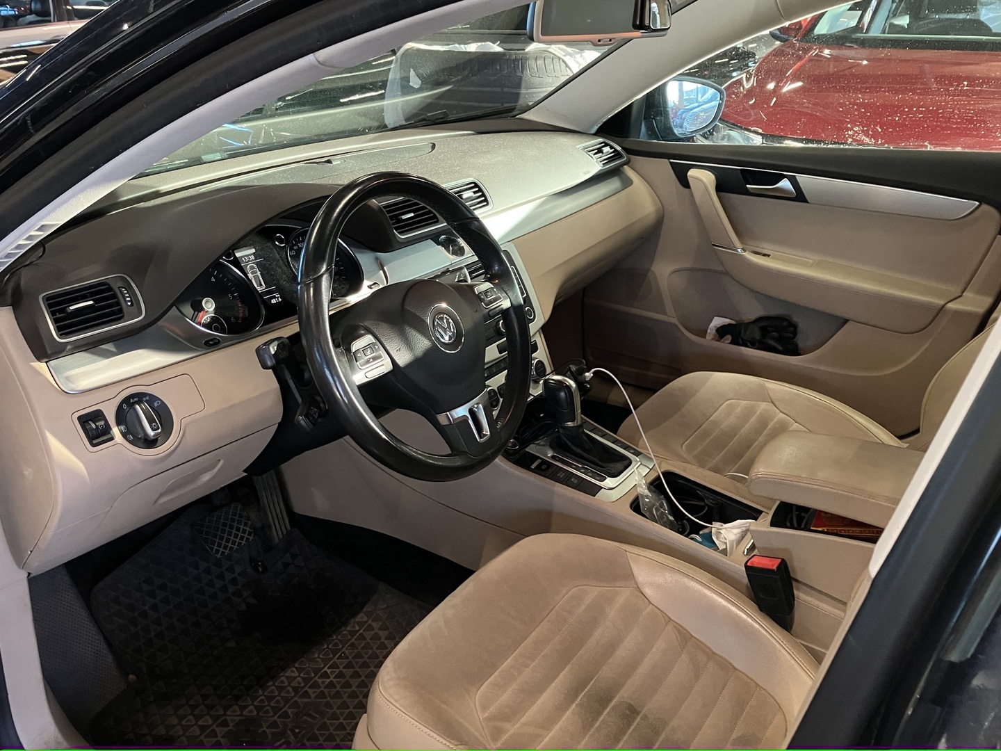 VOLKSWAGEN Passat 2014