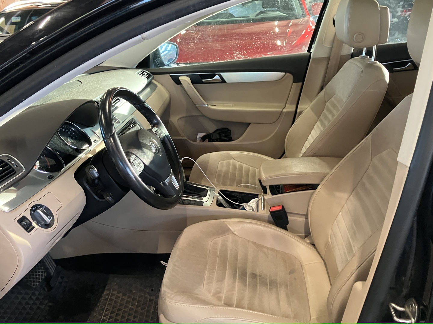 VOLKSWAGEN Passat 2014