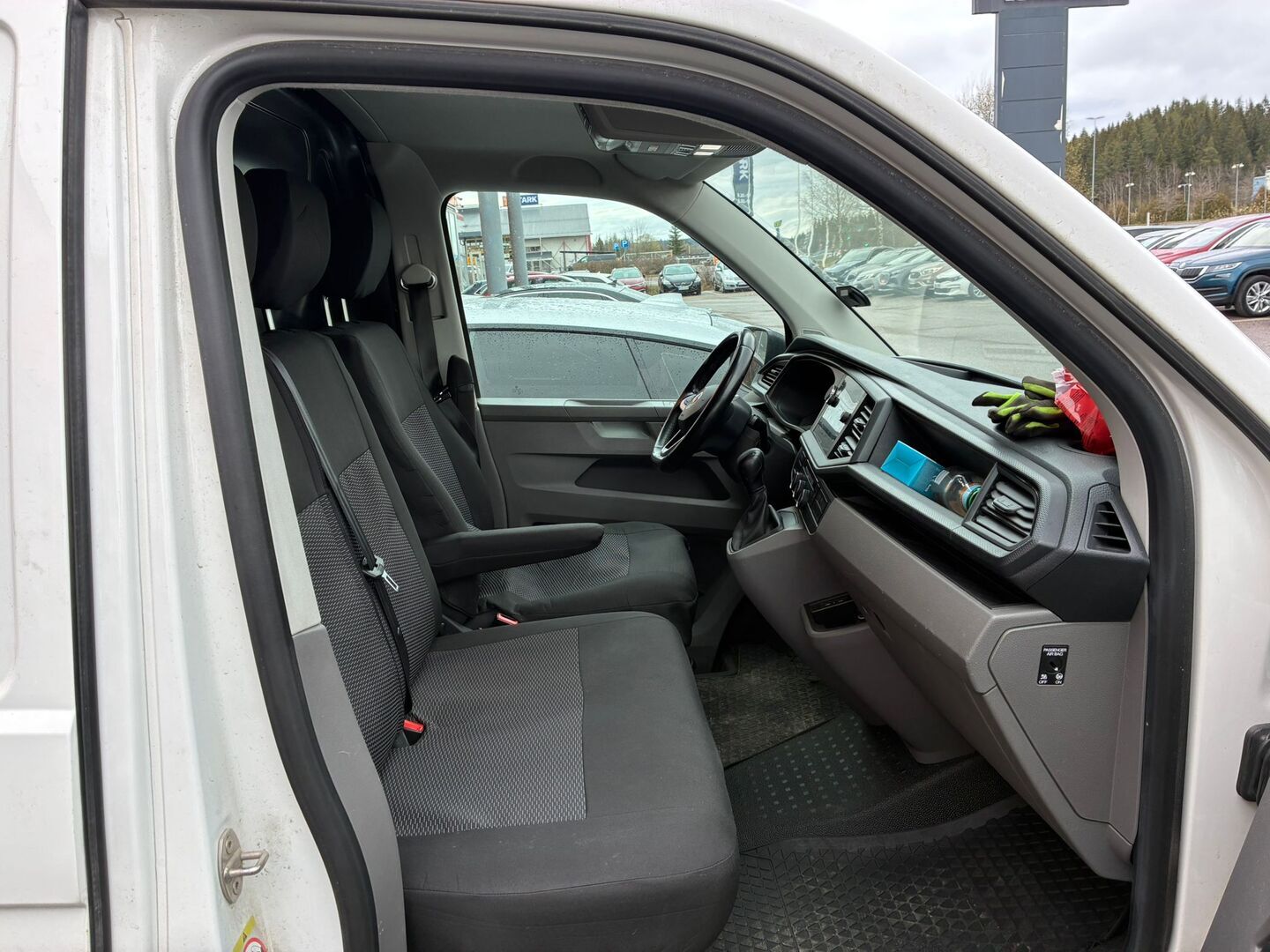 VOLKSWAGEN Transporter 2020