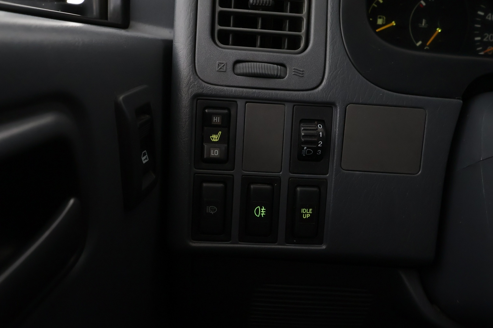 TOYOTA Hiace 2002