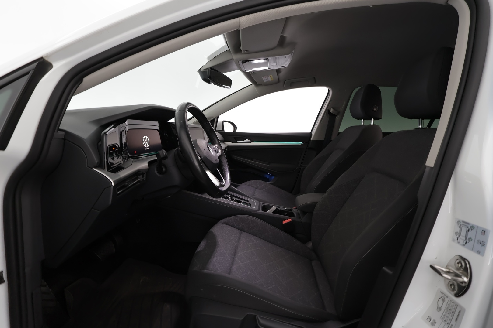 VOLKSWAGEN Golf 2021