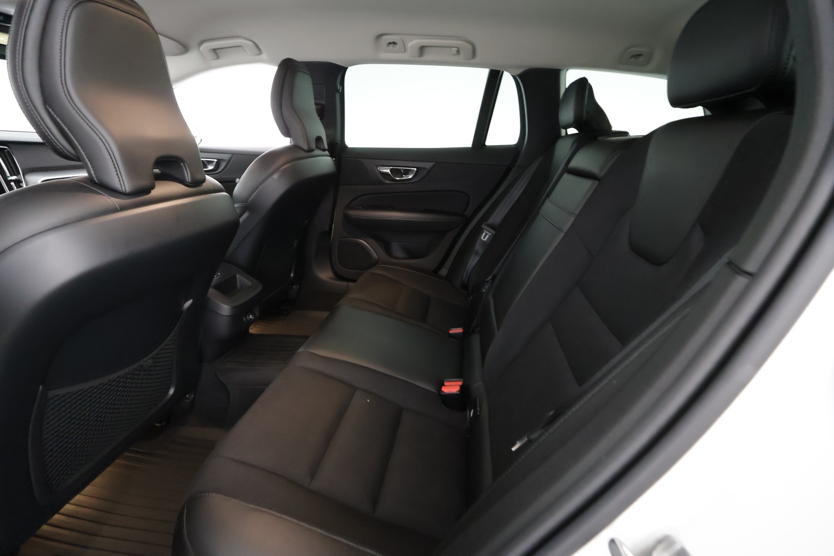 VOLVO V60 2019