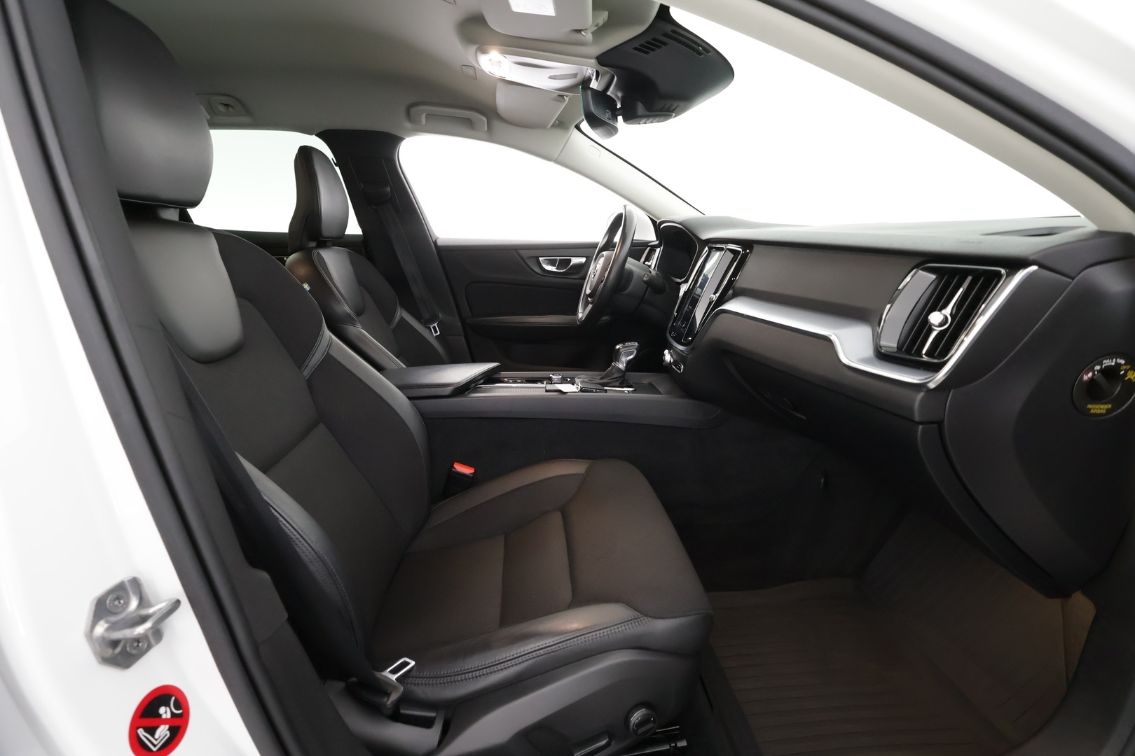 VOLVO V60 2019