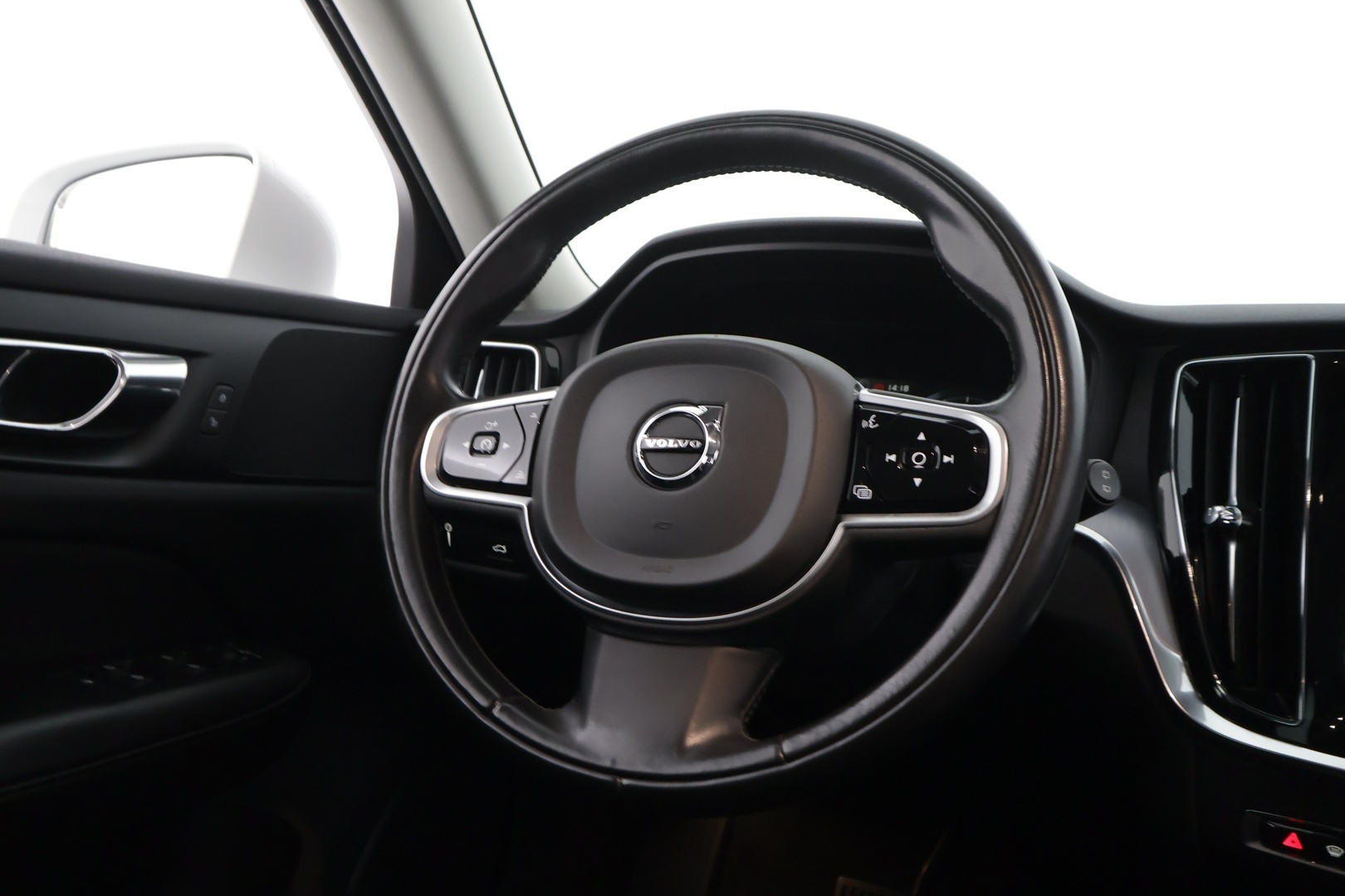 VOLVO V60 2019