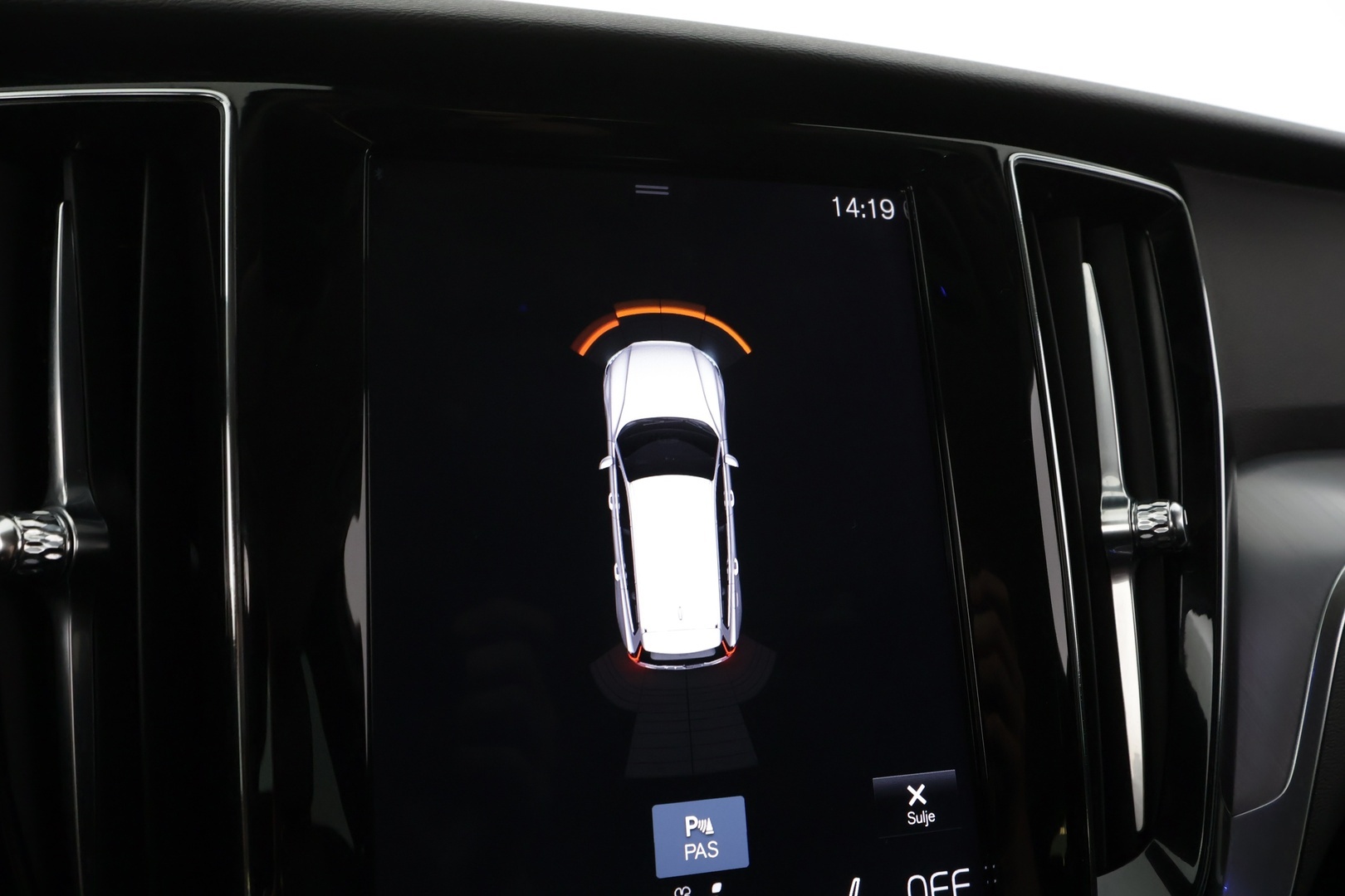 VOLVO V60 2019