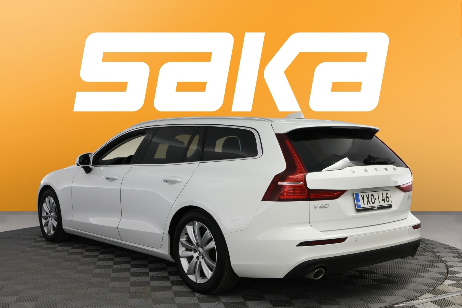 VOLVO V60 2019