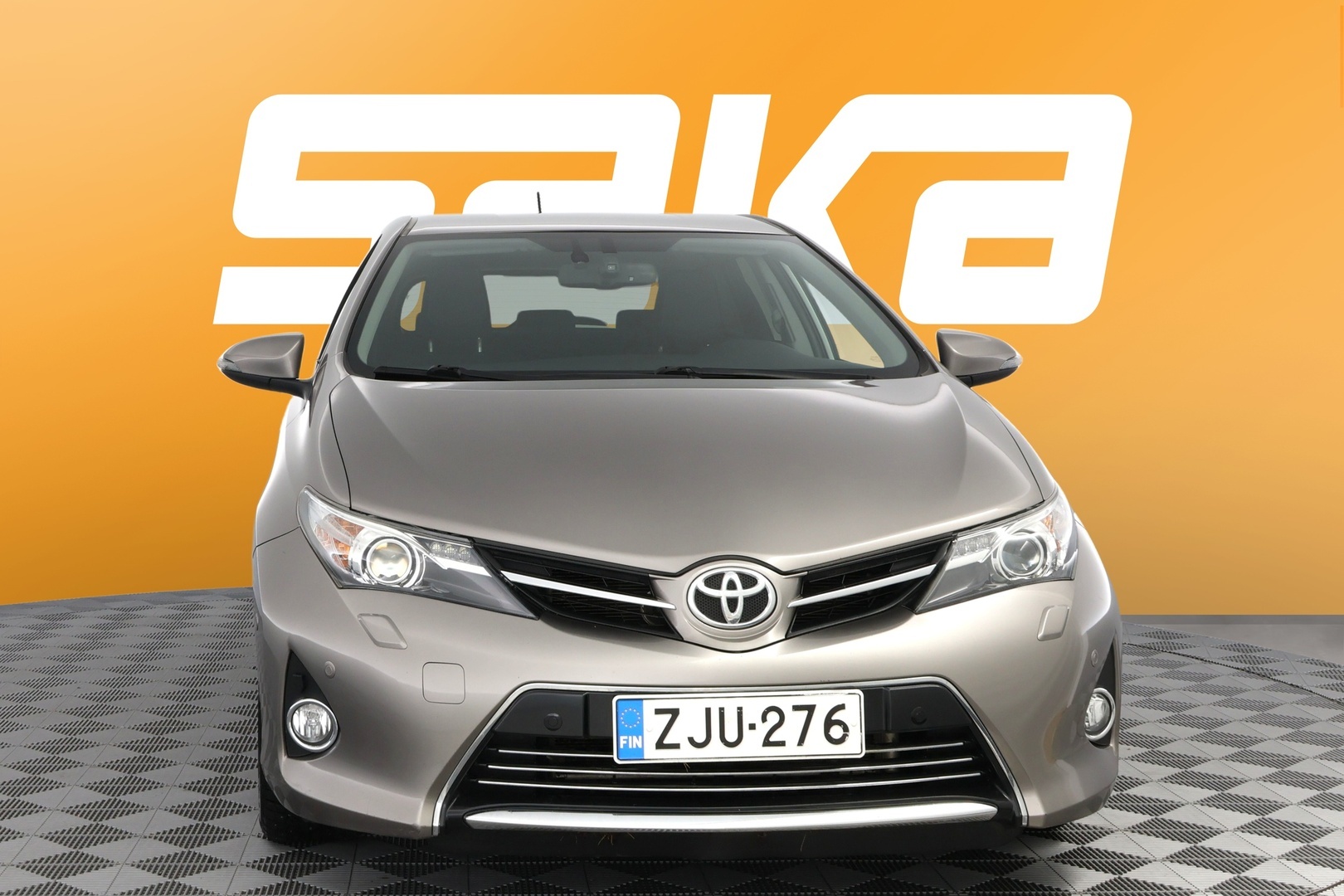 TOYOTA Auris 2013
