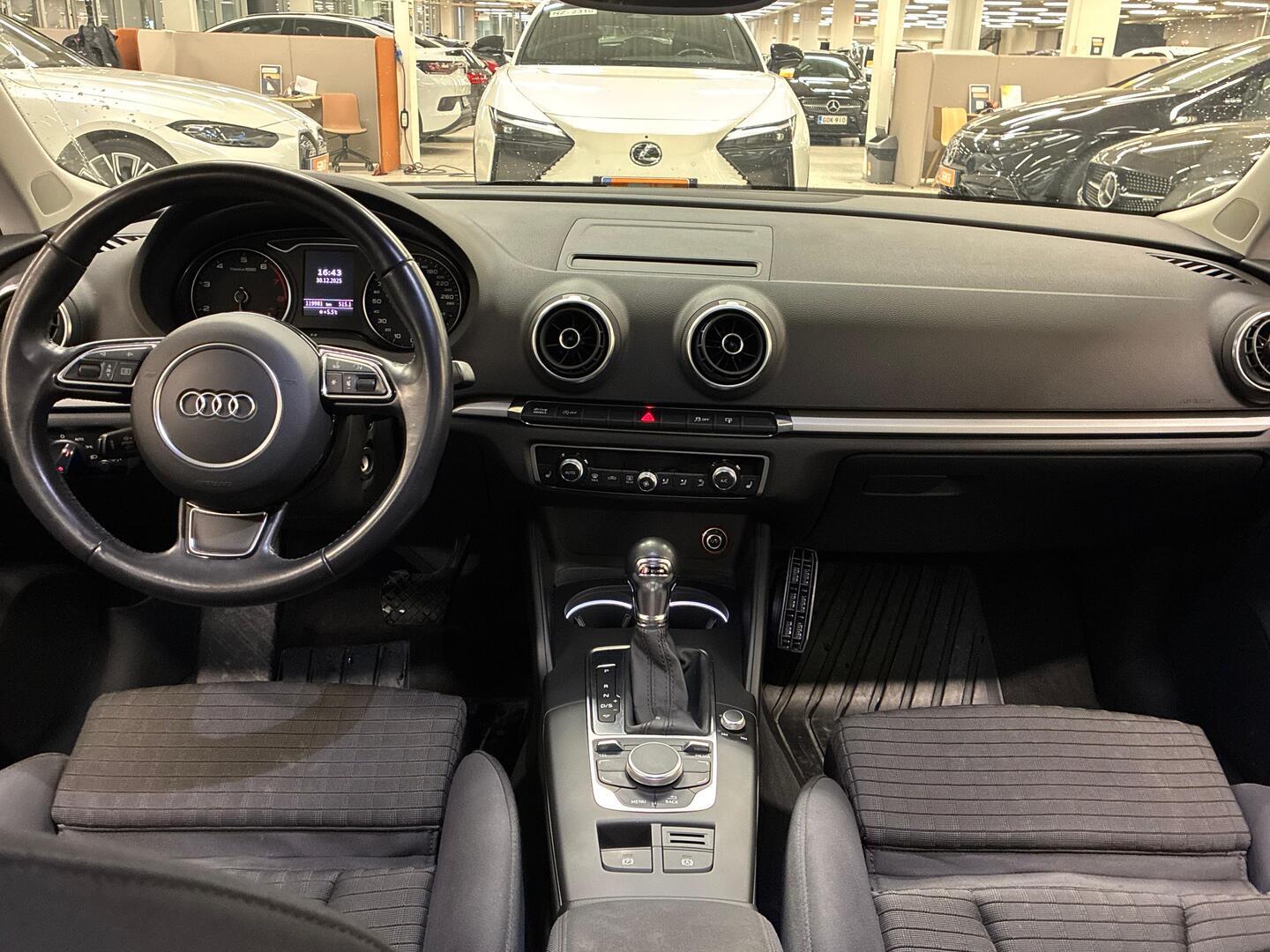 AUDI A3 2014