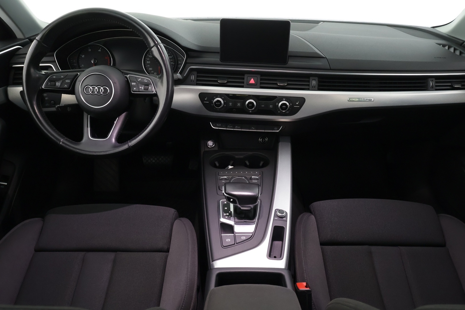 AUDI A4 2016