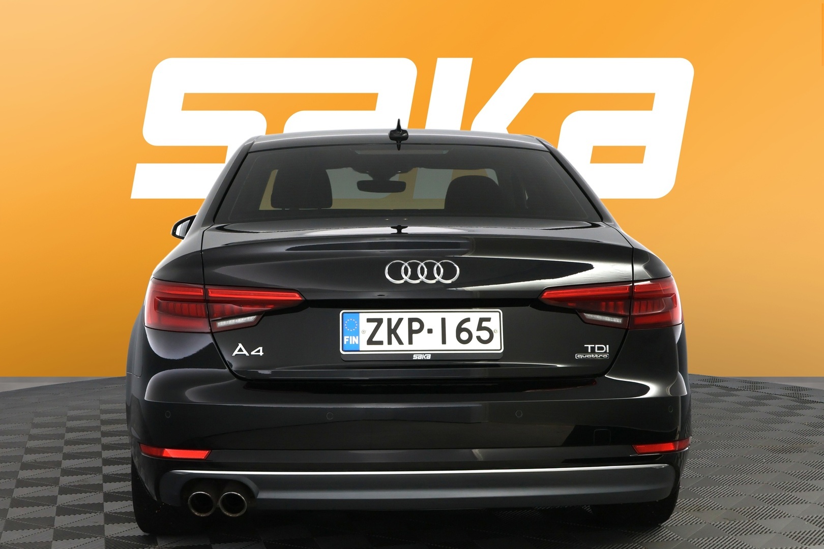 AUDI A4 2016