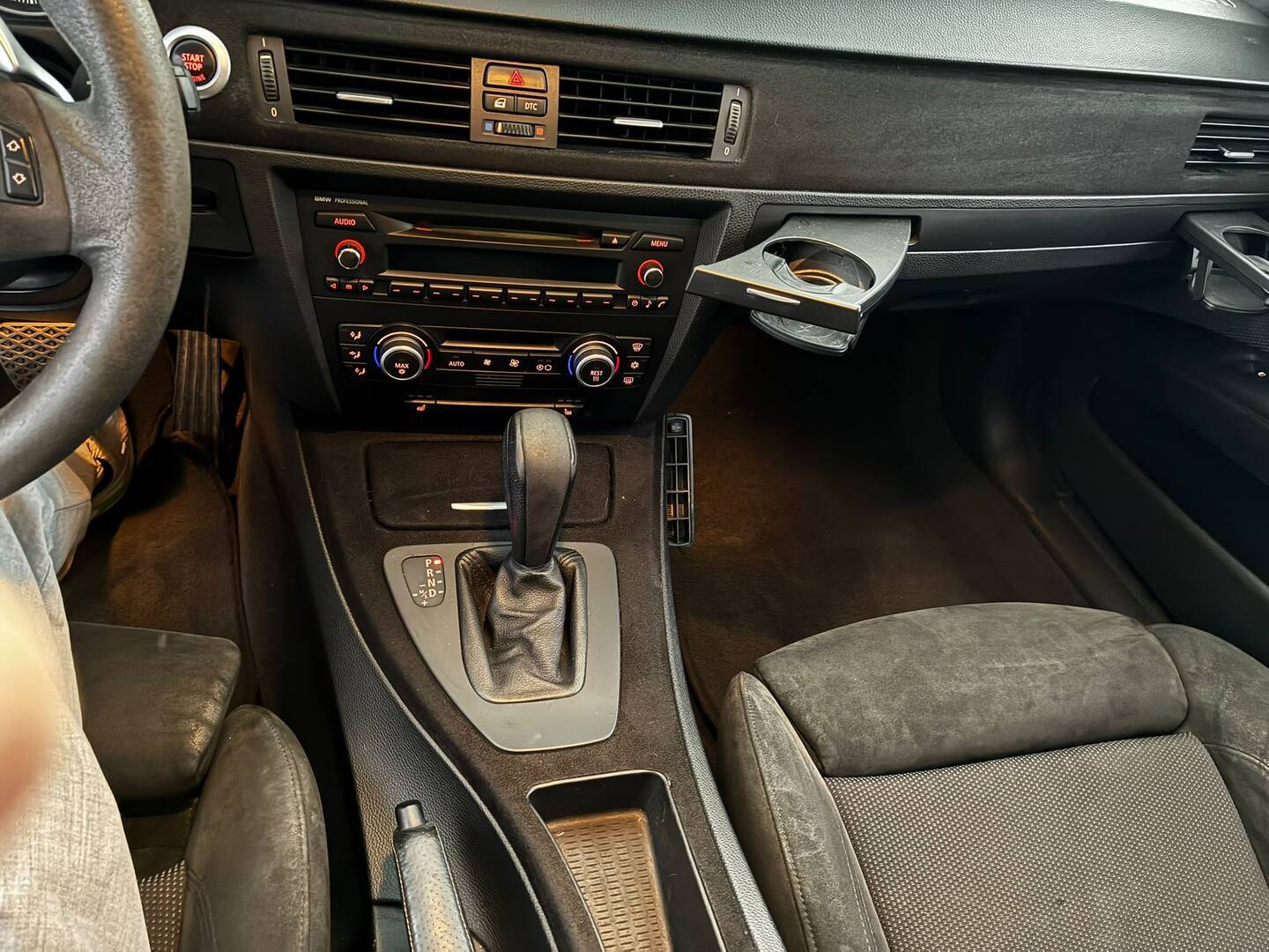 BMW 325 2008