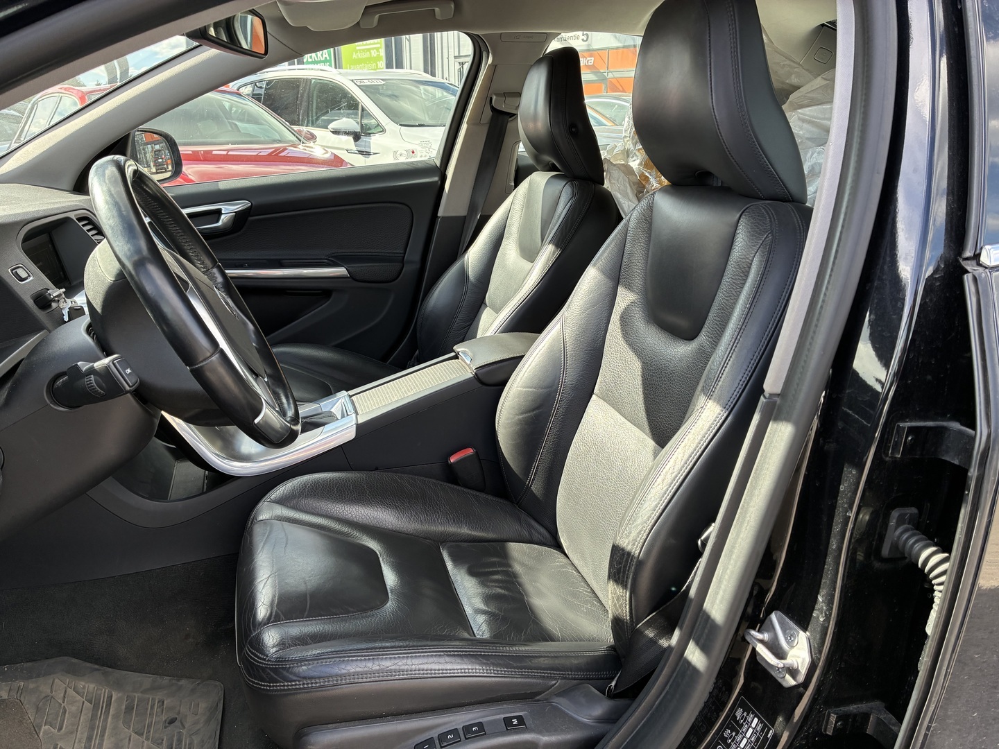 VOLVO S60 2013