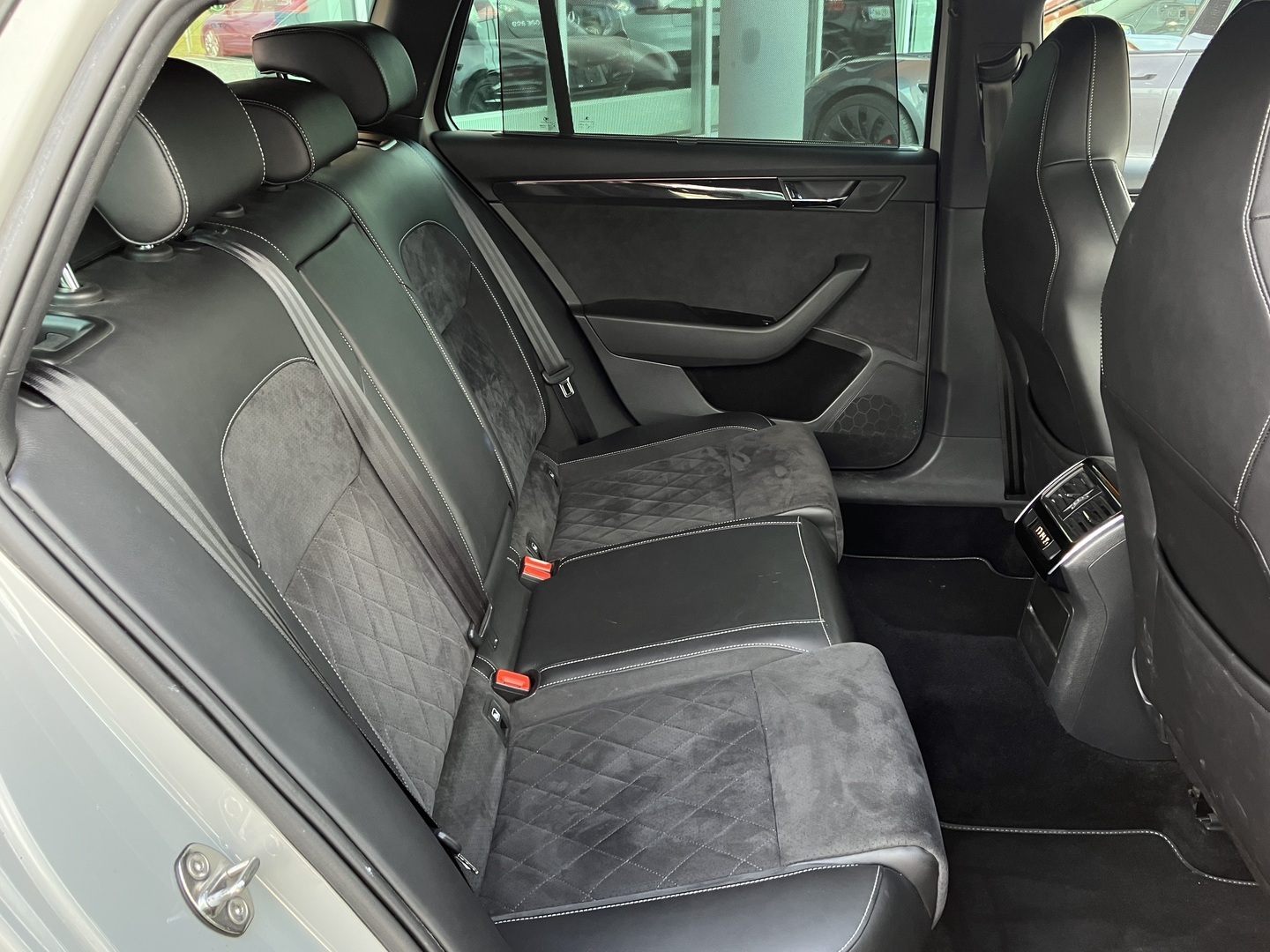 SKODA Superb 2019