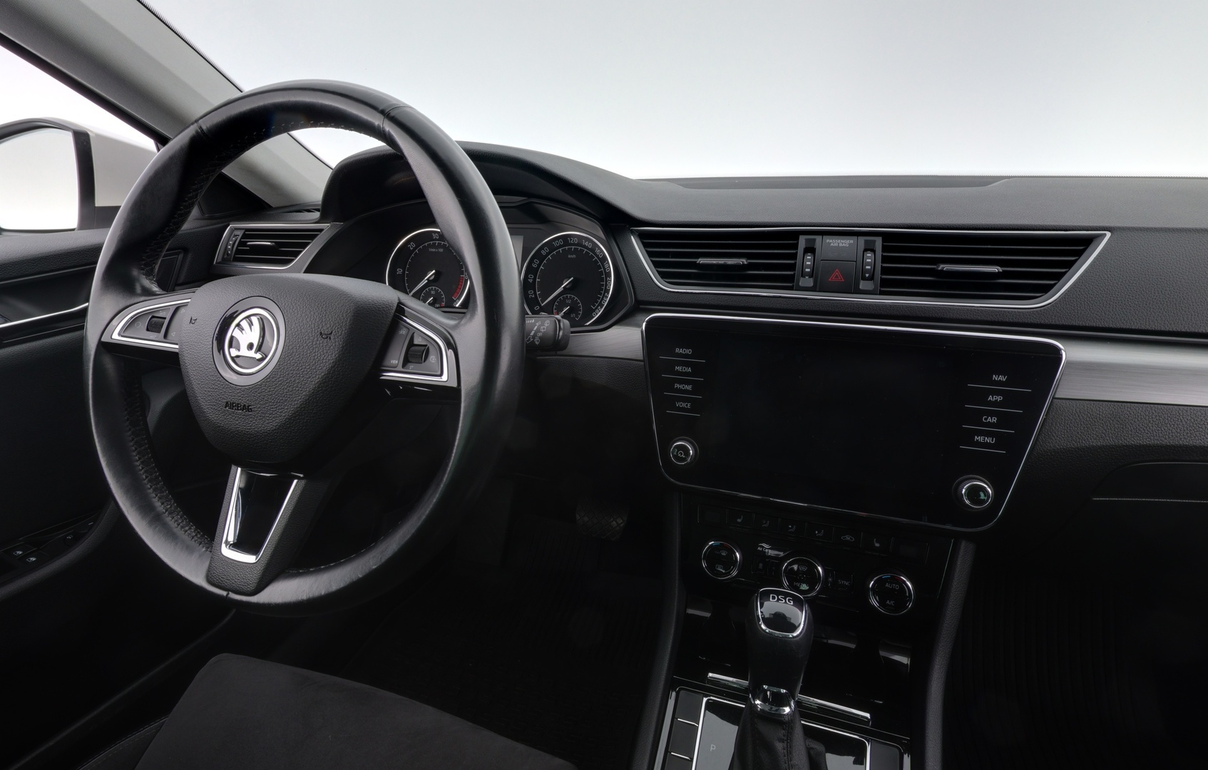 SKODA Superb 2019