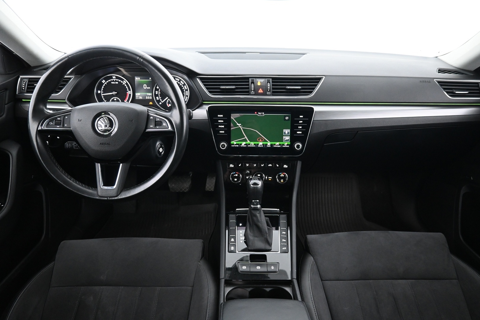 SKODA Superb 2019