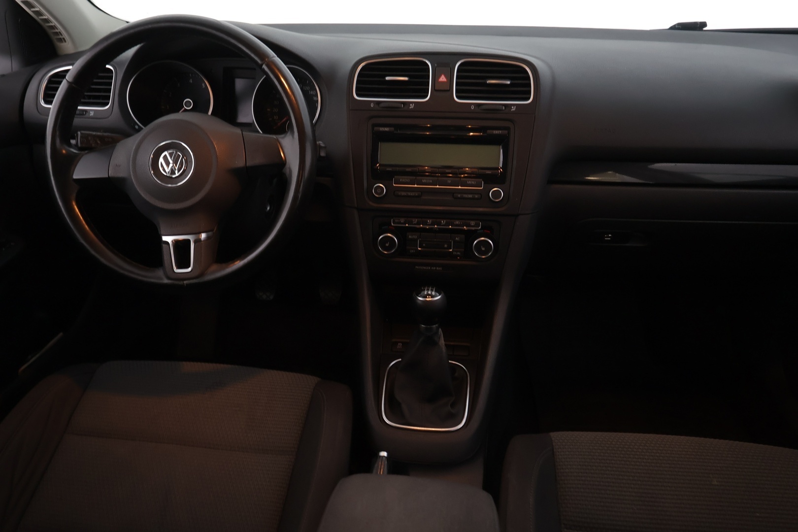 VOLKSWAGEN Golf 2011