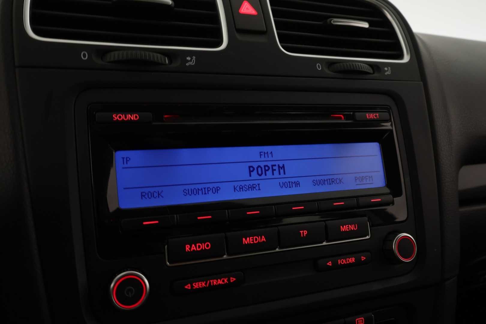VOLKSWAGEN Golf 2011