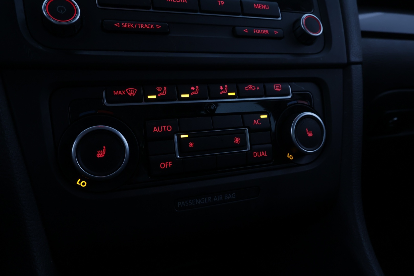 VOLKSWAGEN Golf 2011