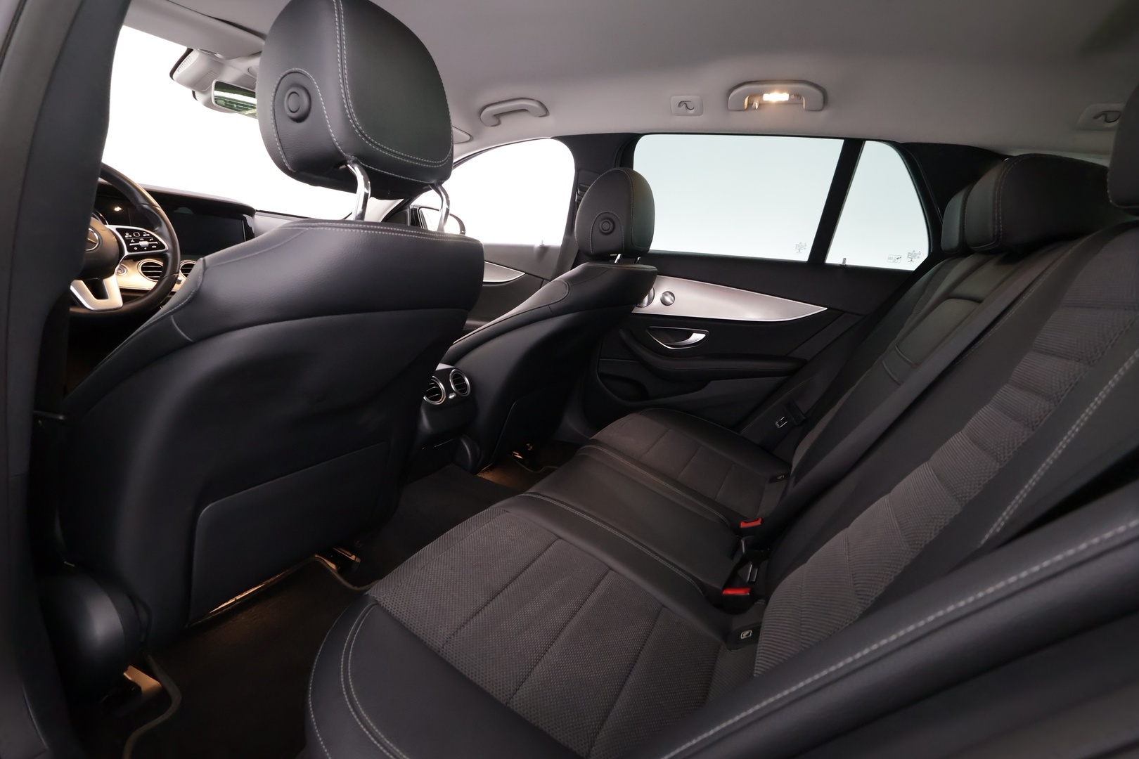 MERCEDES-BENZ E 2018