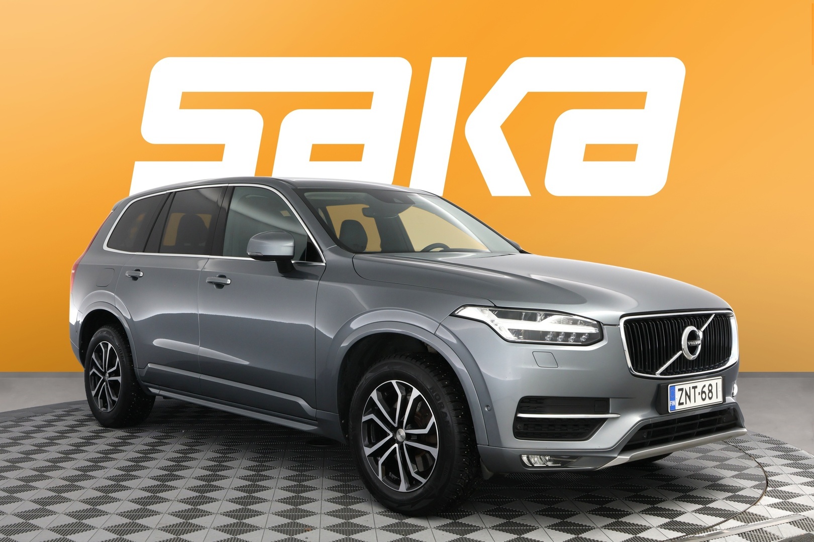 VOLVO XC90 2016