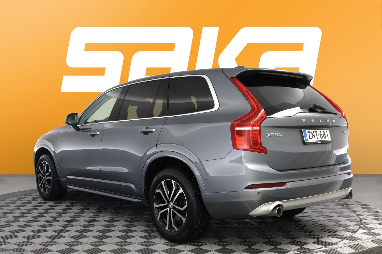 VOLVO XC90 2016
