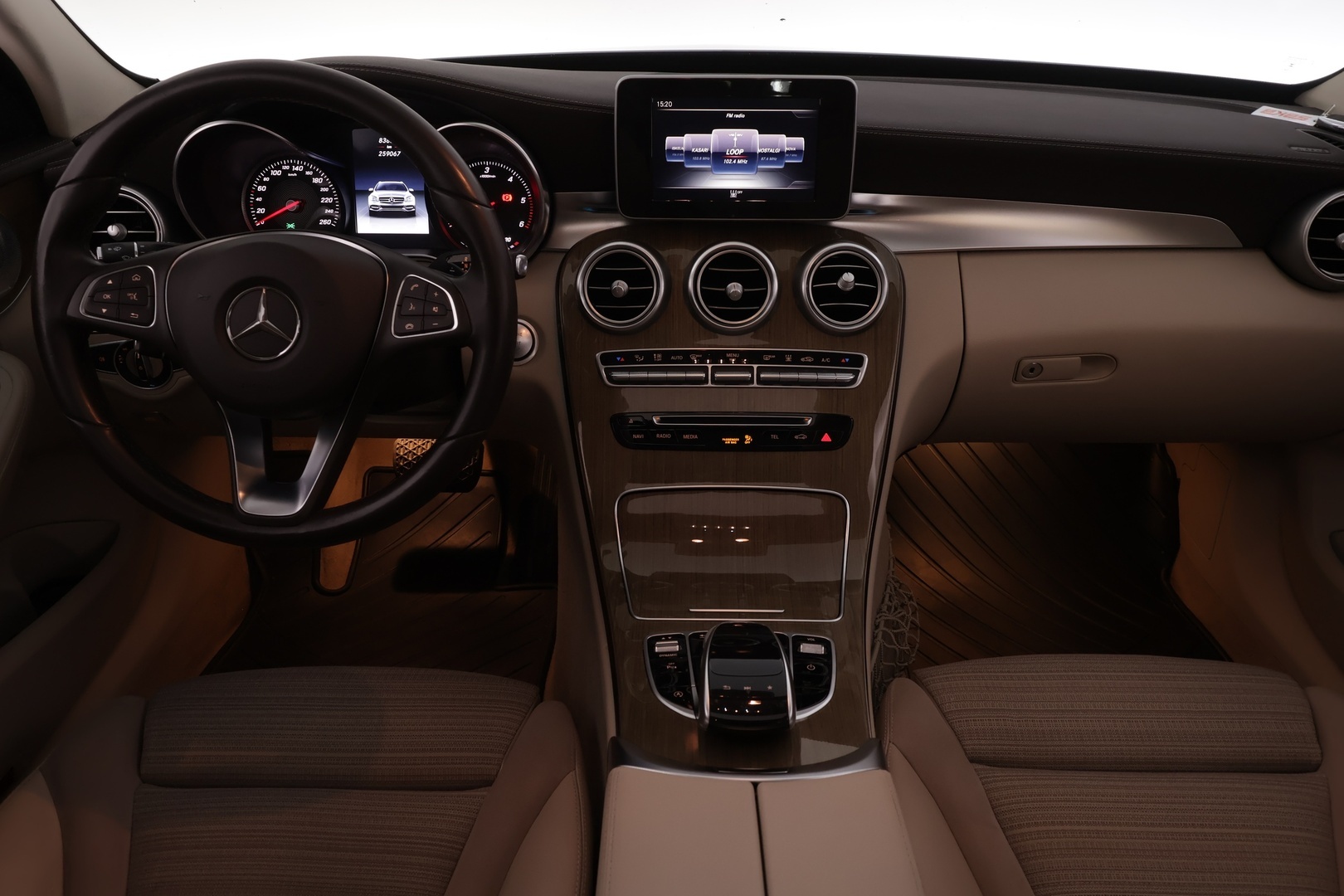 MERCEDES-BENZ C 2017