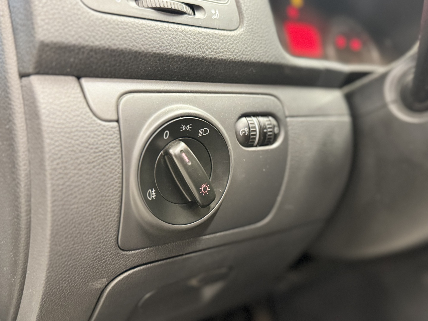 VOLKSWAGEN Golf 2008