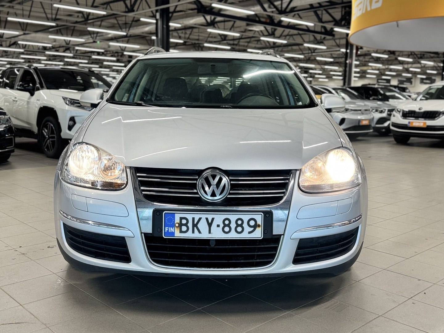 VOLKSWAGEN Golf 2008