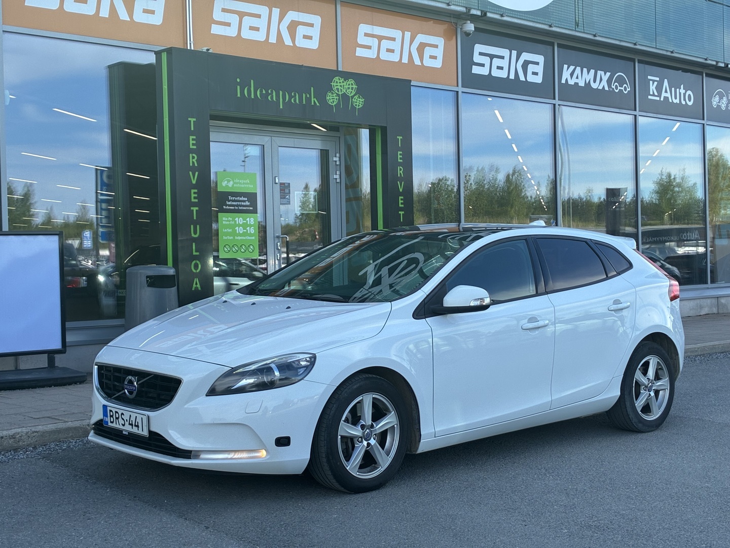 VOLVO V40 2014